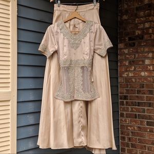 Lehenga Choli (Indian outfit: Cream)